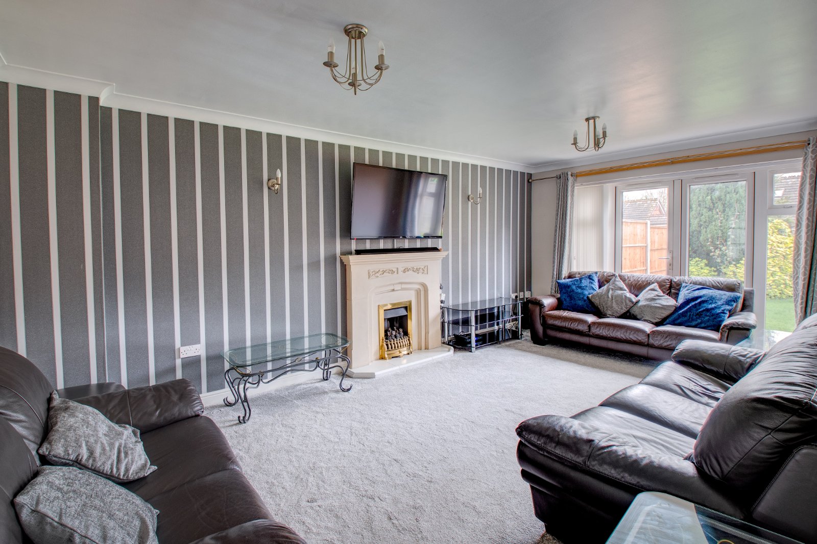 4 bed house for sale in Golden Cross Lane, Catshill  - Property Image 2