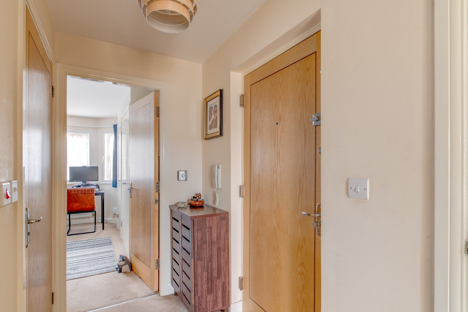 1 bed apartment for sale in Hewell Road, Enfield 1