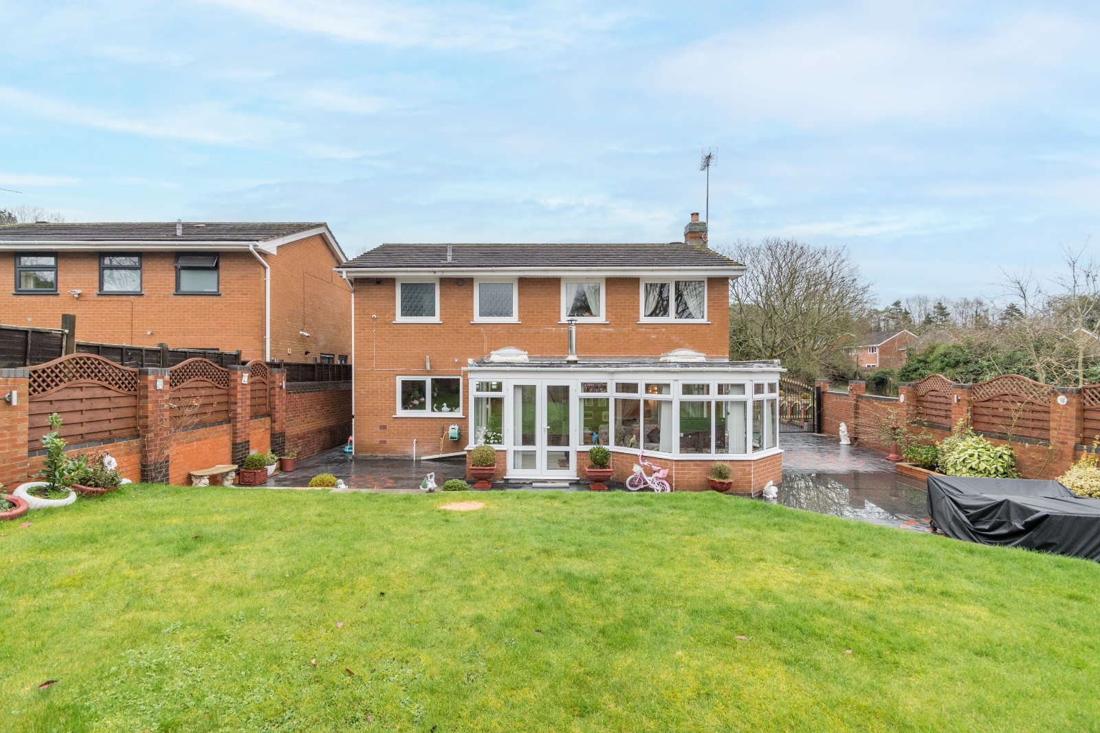 4 bed house for sale in Compton Close, Southcrest  - Property Image 13