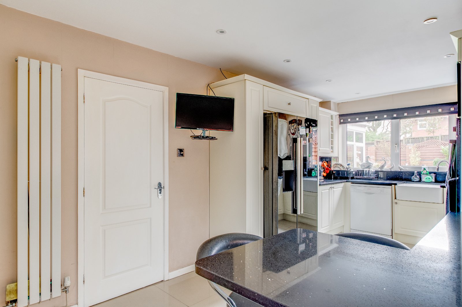 4 bed house for sale in Compton Close, Southcrest 18