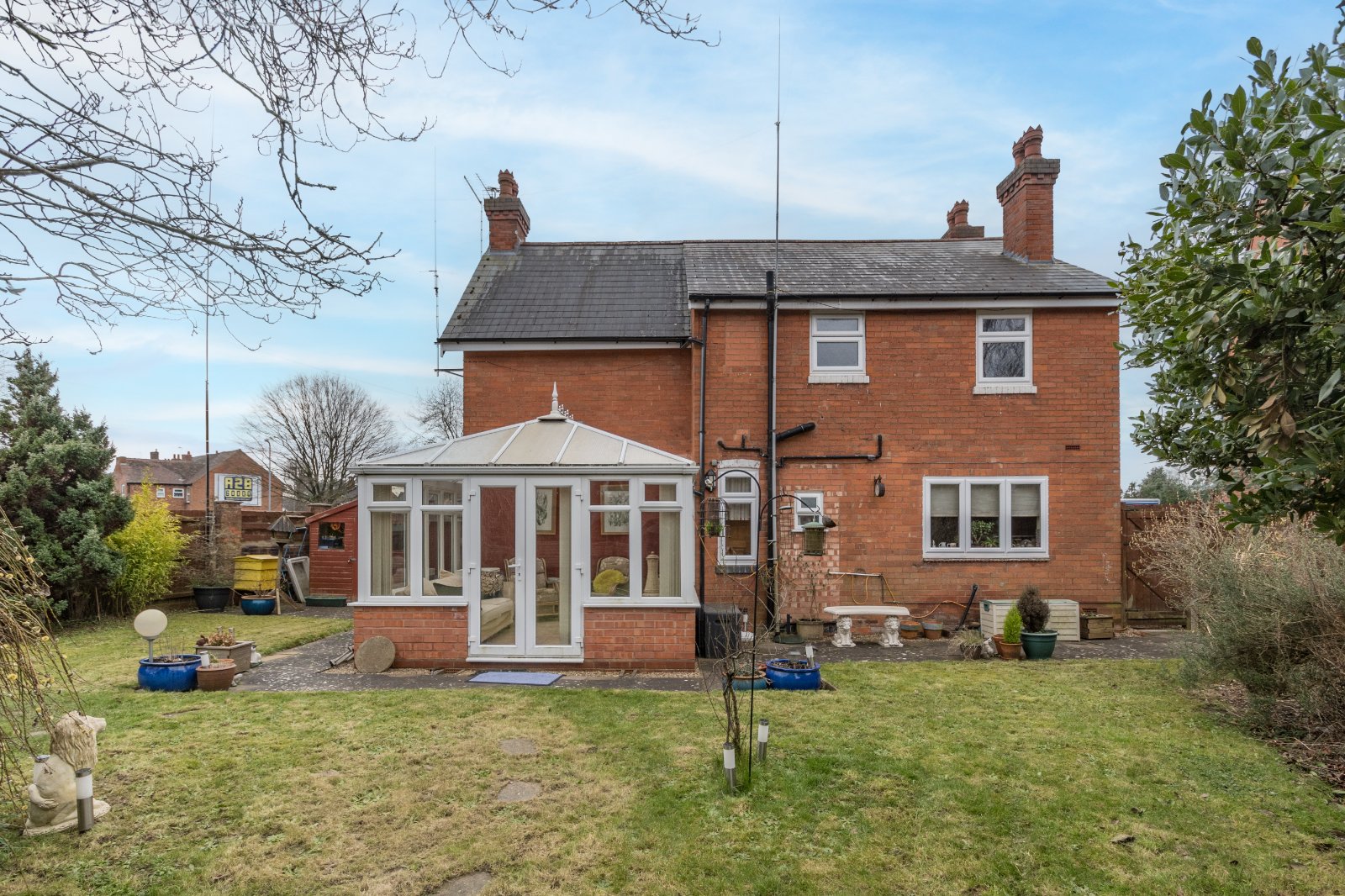 3 bed house for sale in Rectory Road, Headless Cross - Property Image 1