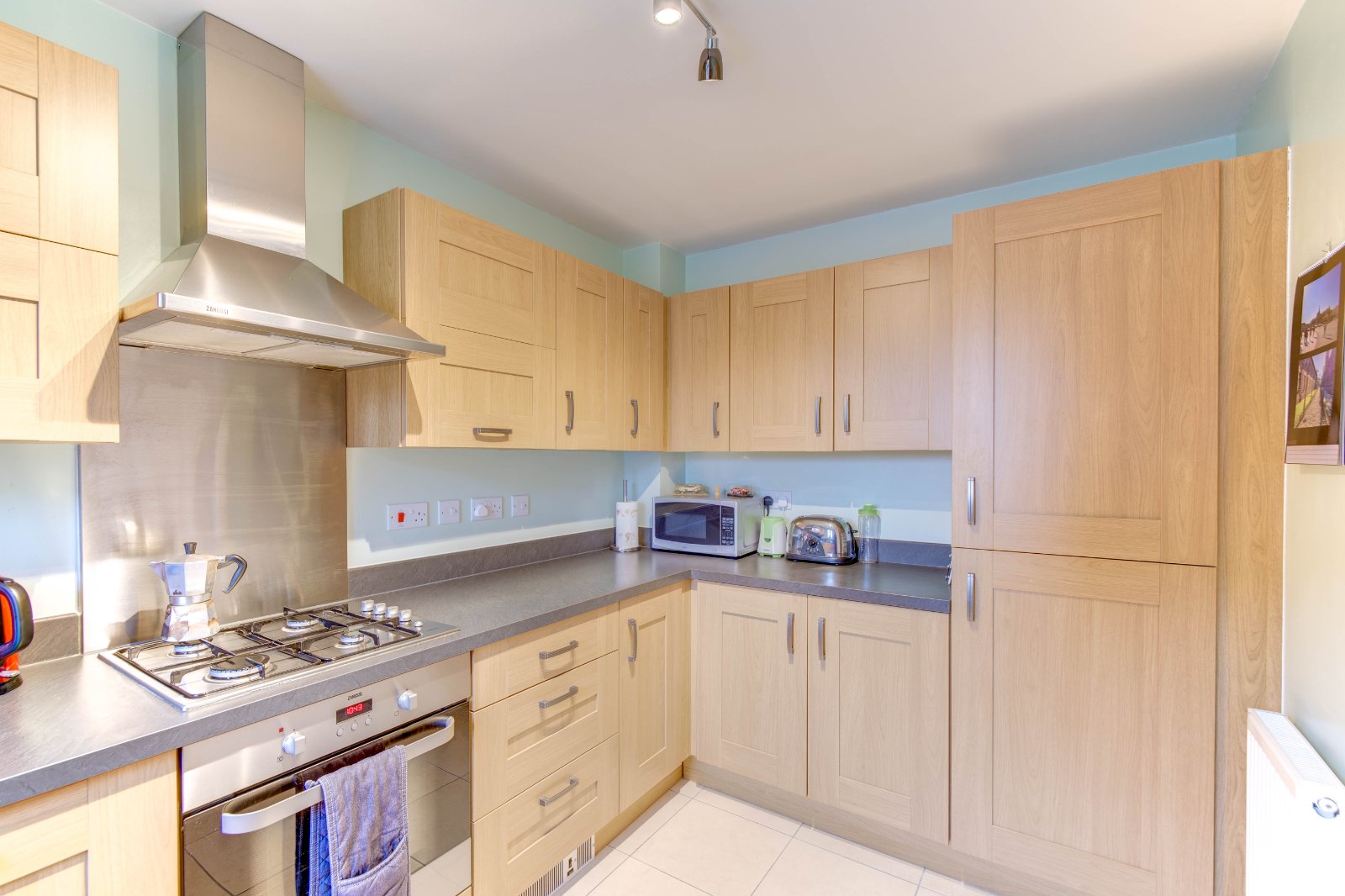 3 bed house for sale in Fairweather Close, Redditch 4