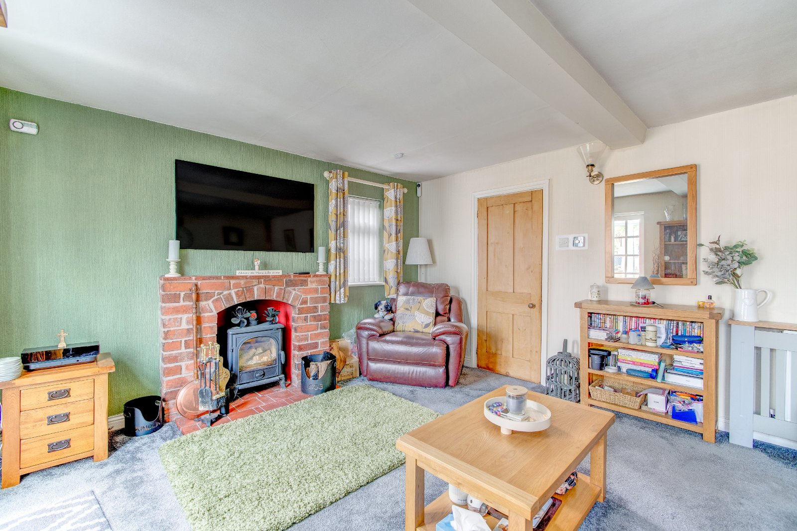 3 bed for sale in Astwood Lane, Feckenham  - Property Image 5