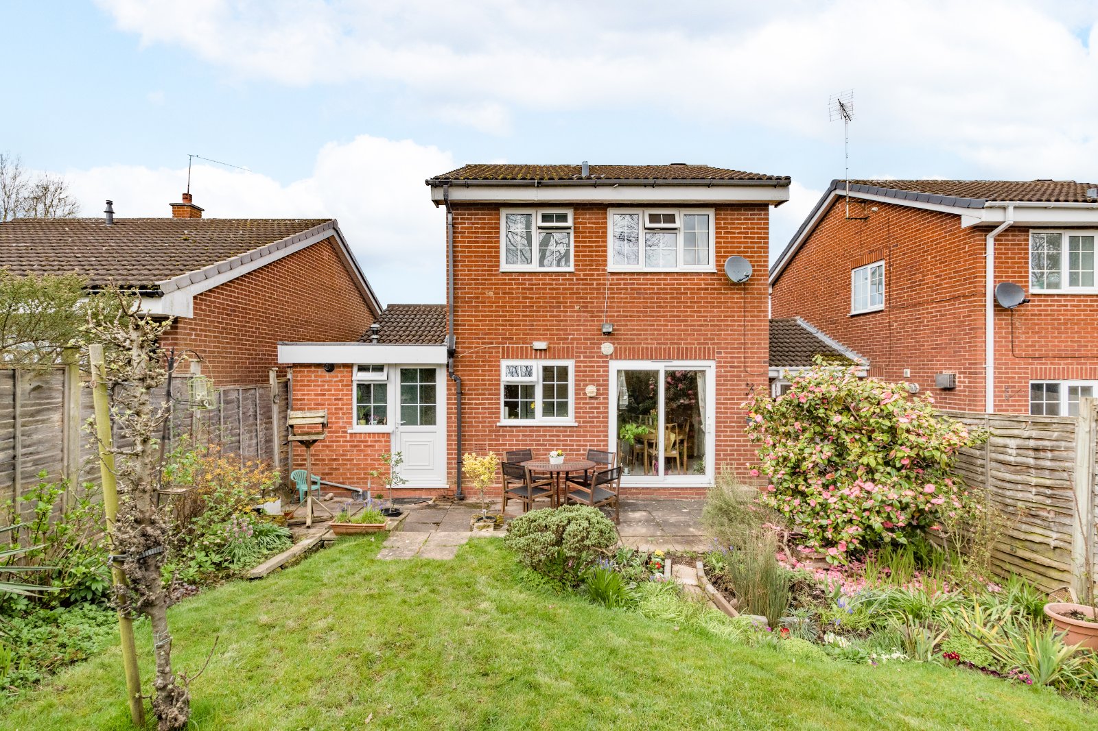 3 bed house for sale in Snowshill Close, Church Hill North 12