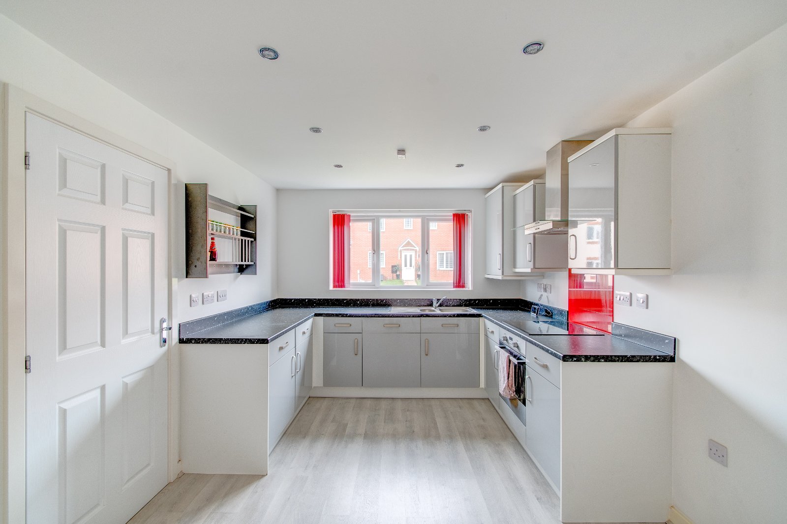4 bed house for sale in Hawling Street, Brockhill 1