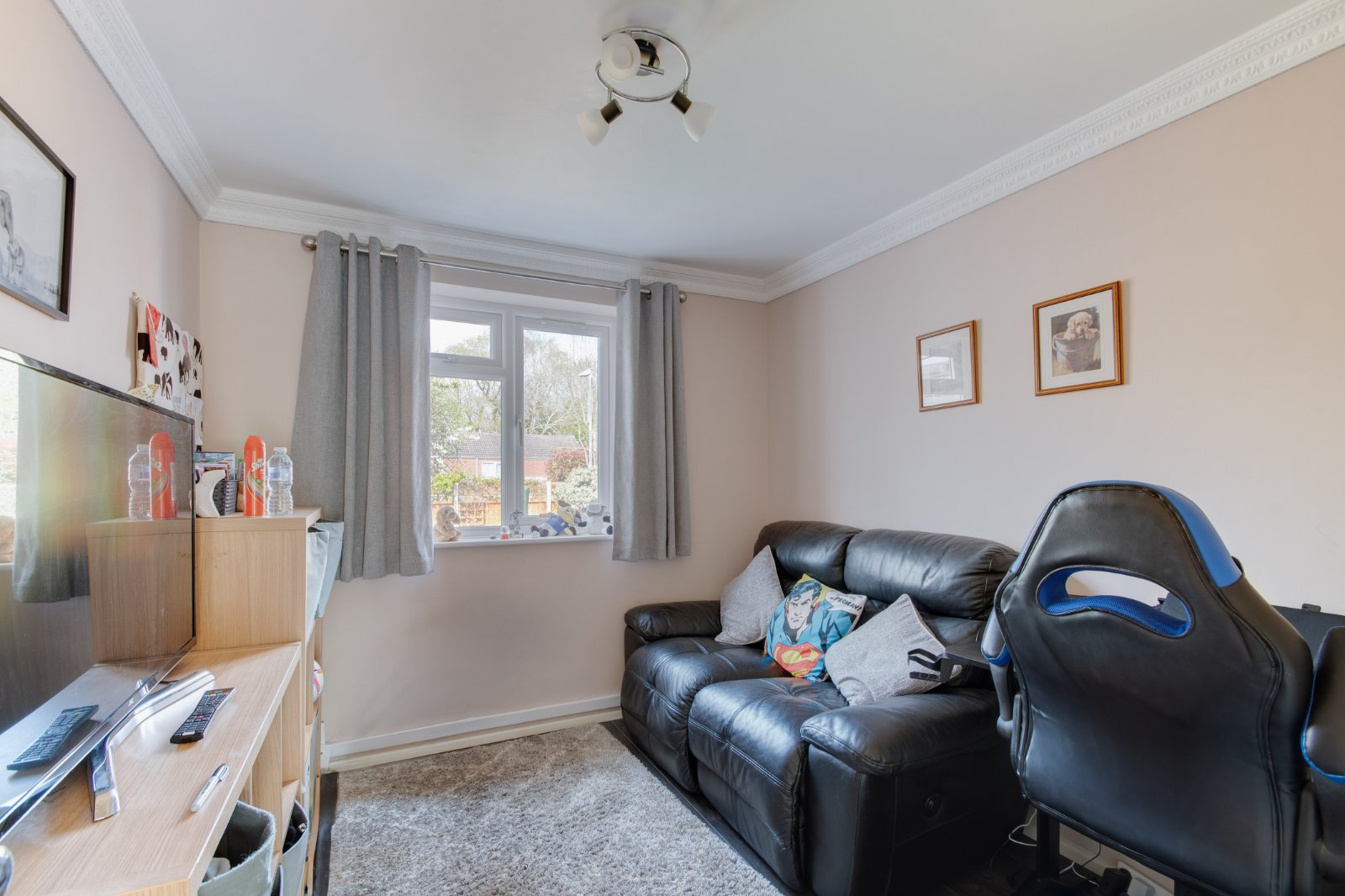3 bed house for sale in Hopyard Lane, Winyates West  - Property Image 5