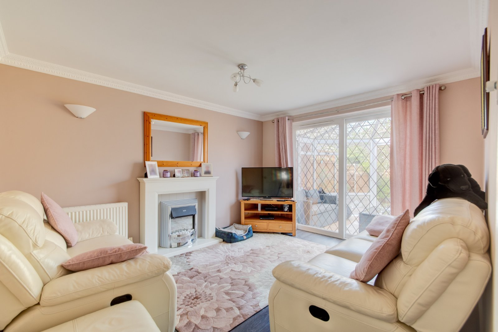 3 bed house for sale in Hopyard Lane, Winyates West  - Property Image 3