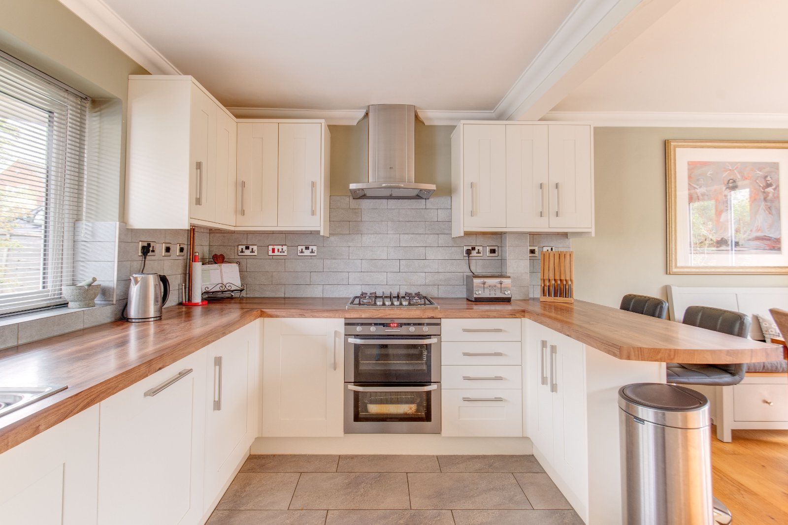 3 bed house for sale in Byron Road, Headless Cross 15