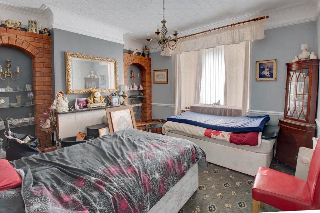 3 bed for sale in Broad Street, Bromsgrove 5