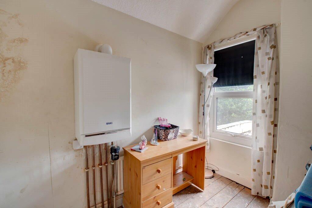 3 bed for sale in Broad Street, Bromsgrove  - Property Image 5