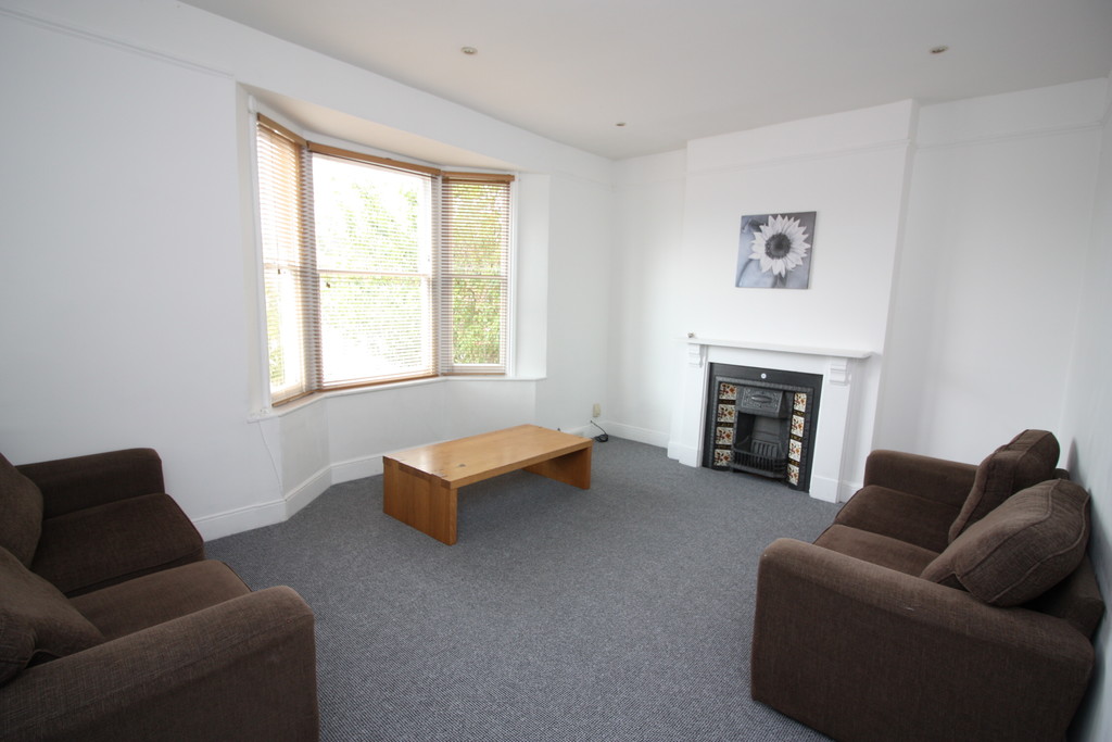 6 bed terraced house to rent in Oxford Road, Exeter