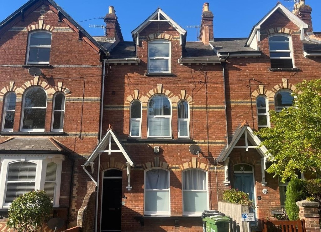6 bed terraced house to rent in Prospect Park, Exeter