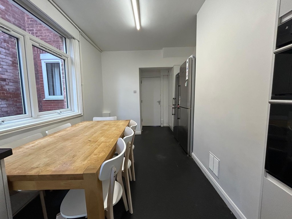 7 bed terraced house to rent in Old Tiverton Road, Exeter  - Property Image 3