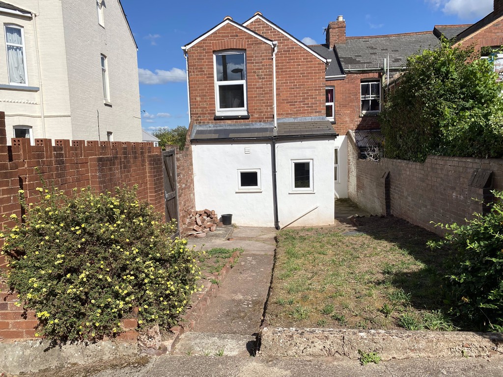 5 bed end of terrace house to rent in Morley Road, Devon 18
