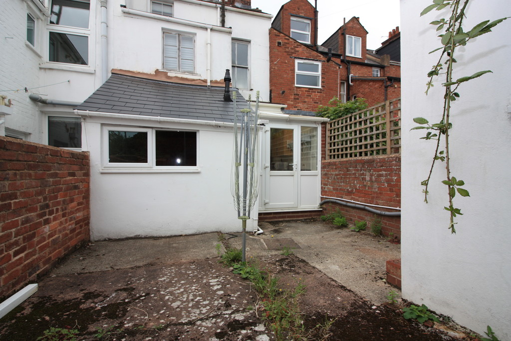 2 bed ground floor flat to rent in GFF, Exeter  - Property Image 11