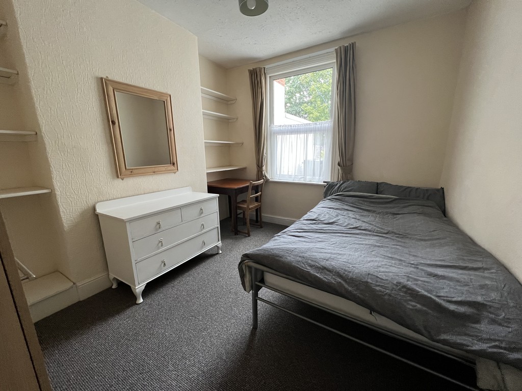 5 bed terraced house to rent in Portland Street, Exeter  - Property Image 5