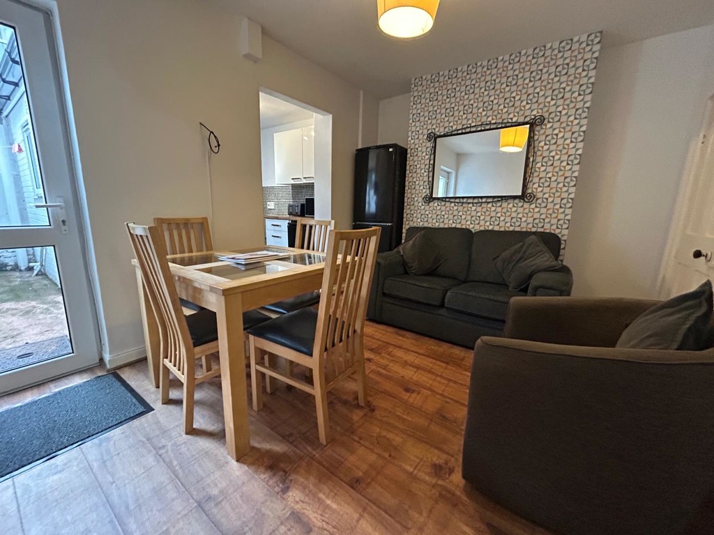 3 bed terraced house to rent in Rosewood Terrace, Exeter