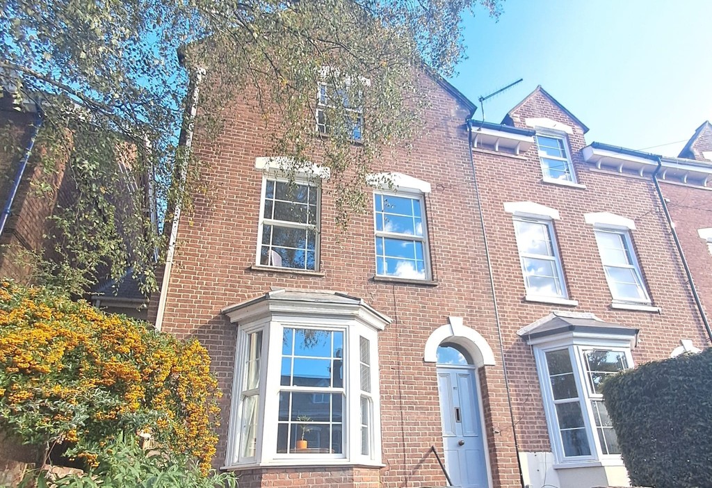5 bed terraced house to rent in Old Tiverton Road, Exeter