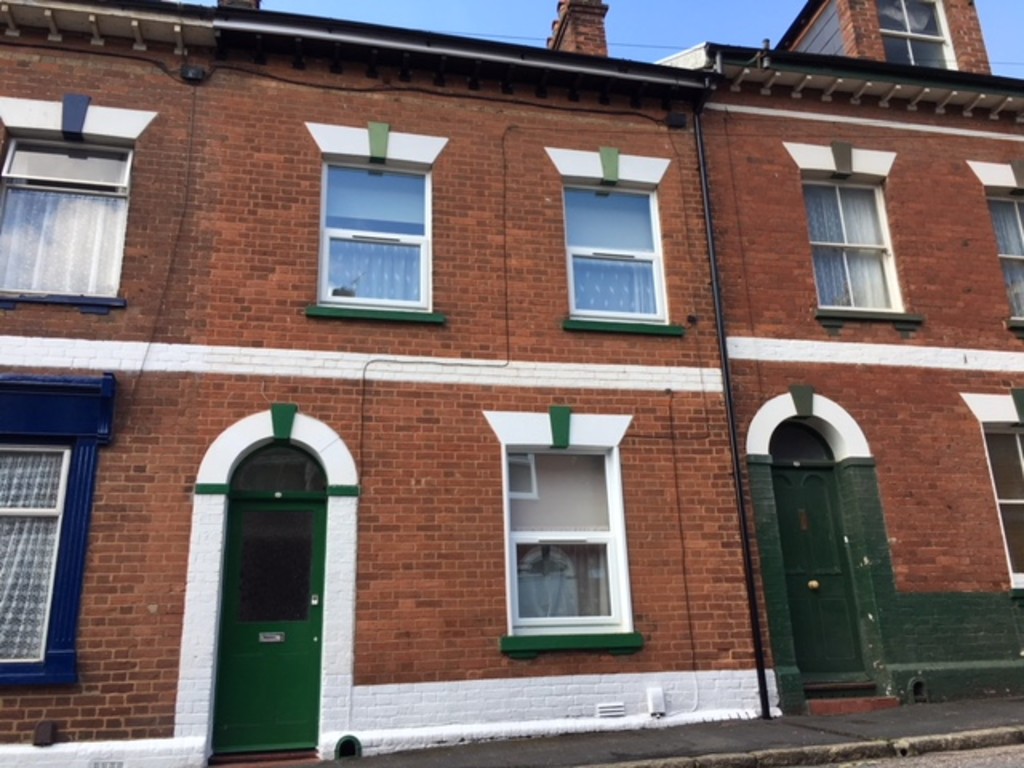 6 bed terraced house to rent in Victoria Street, Exeter