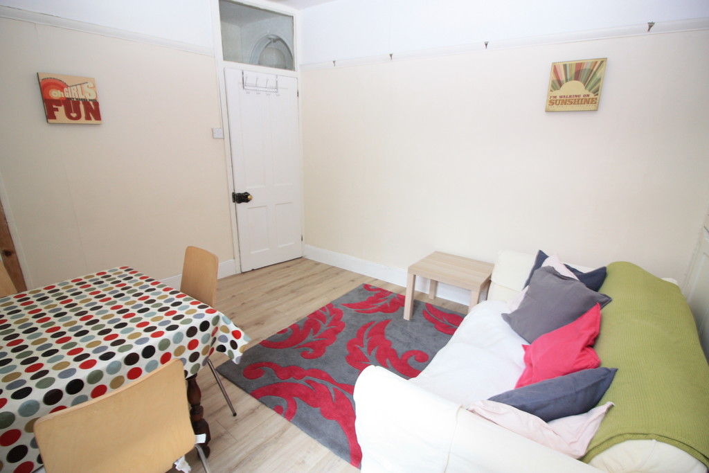 3 bed terraced house to rent in Hoopern Street, Devon  - Property Image 3