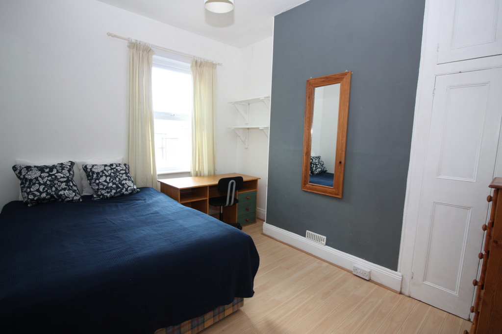 5 bed terraced house to rent in Park Road, Exeter  - Property Image 10