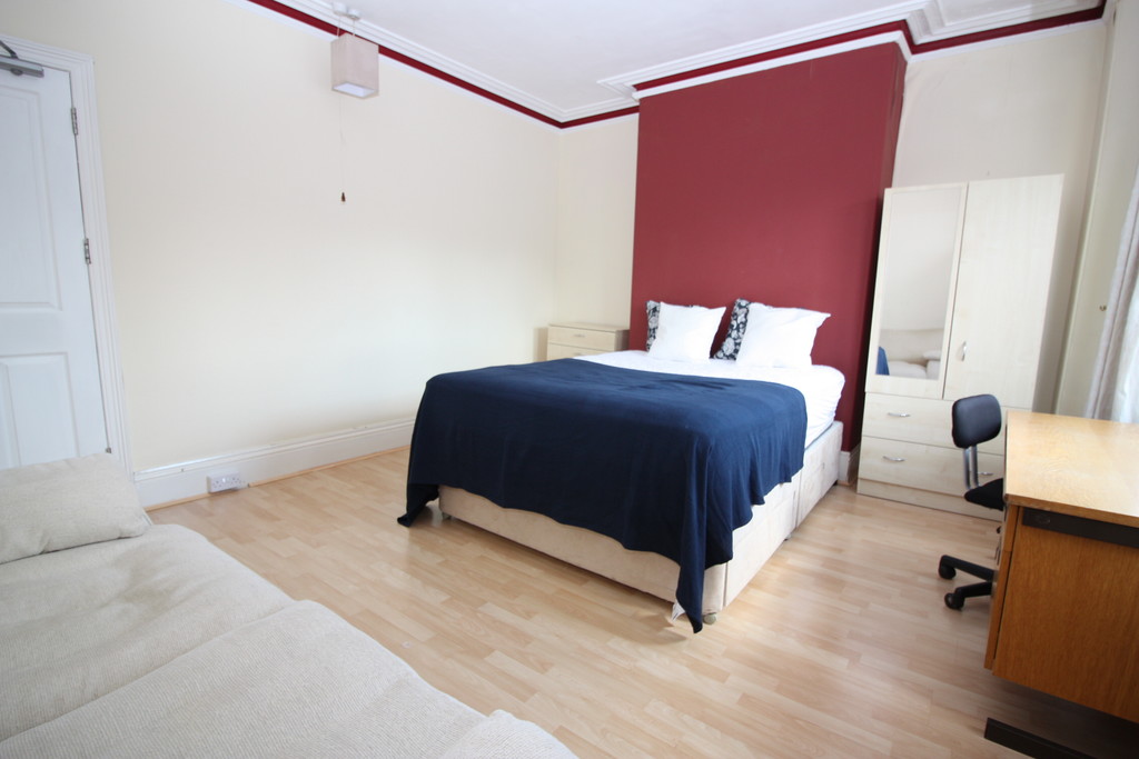 5 bed terraced house to rent in Park Road, Exeter  - Property Image 12