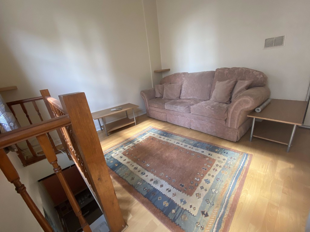 2 bed end of terrace house to rent in King Street, Devon 1