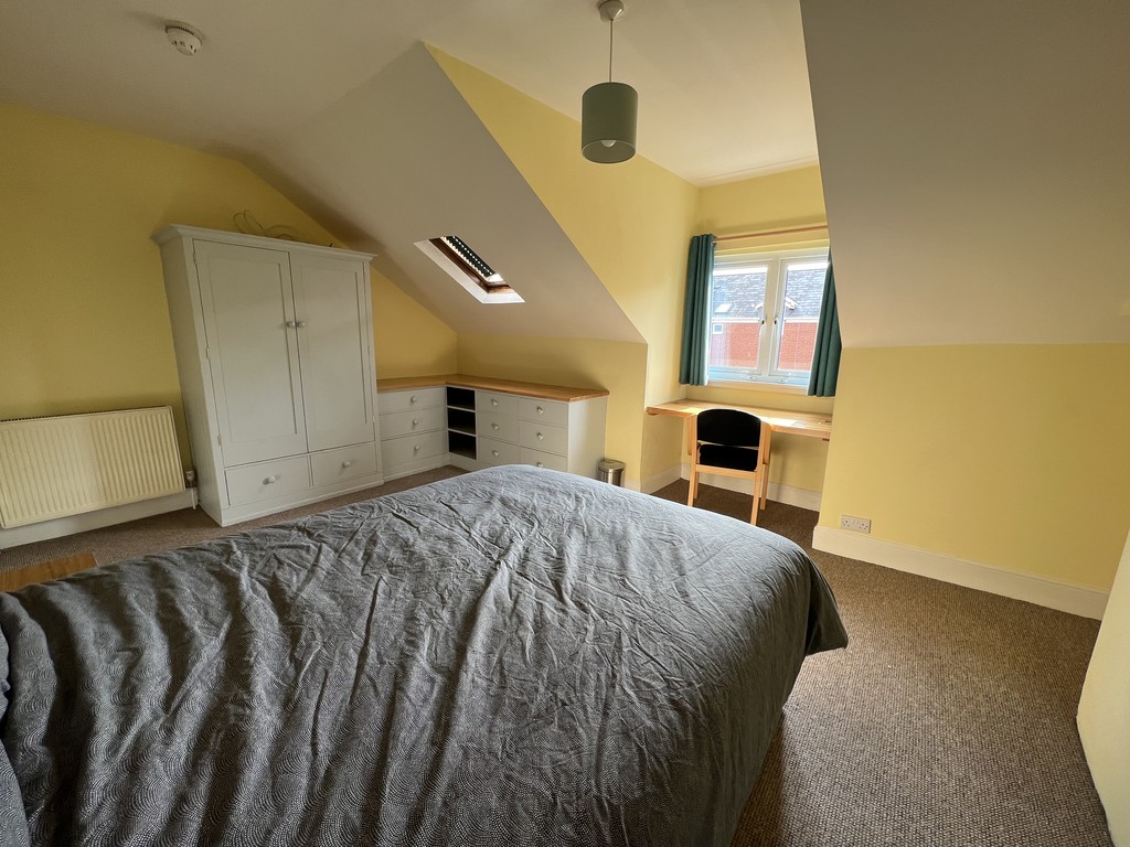 1 bed terraced house to rent in Raleigh Road, Devon  - Property Image 11