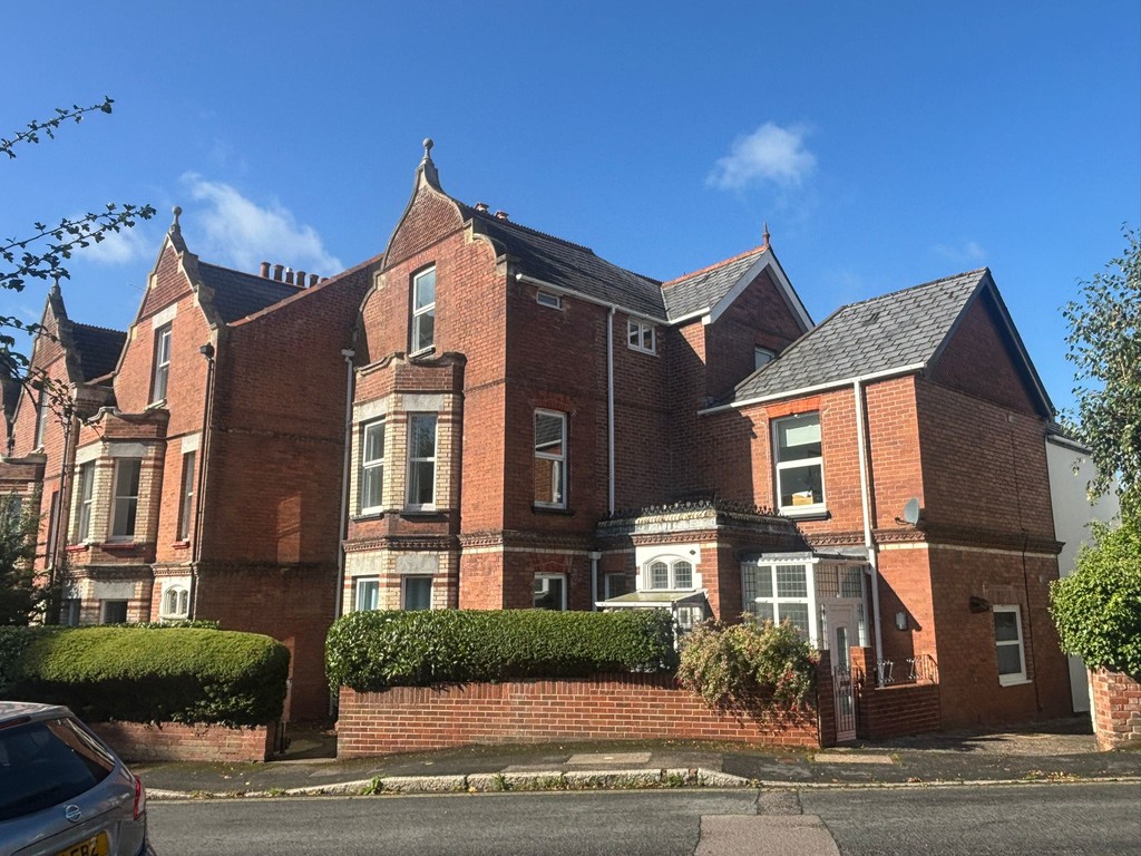 8 bed terraced house to rent in Sylvan Road, Exeter