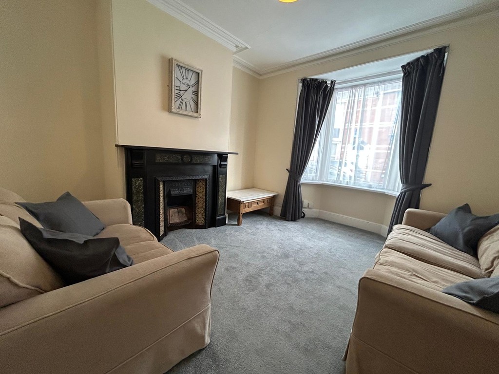 2 bed terraced house to rent in Mansfield Road  - Property Image 3