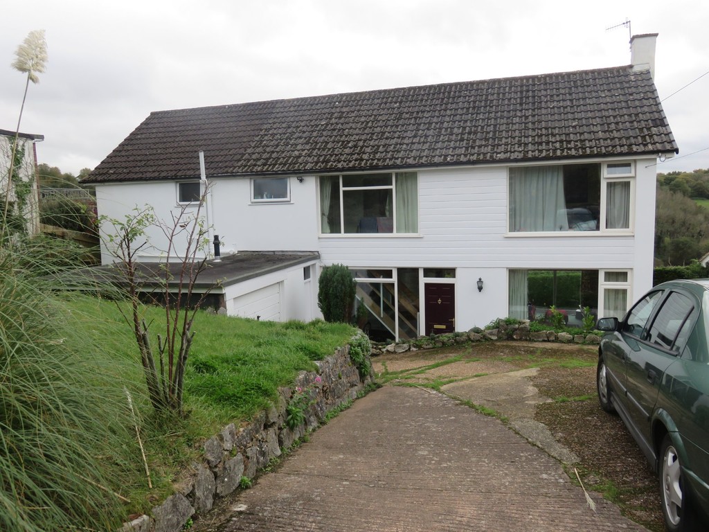 6 bed detached house to rent in Argyll Road, Exeter  - Property Image 3