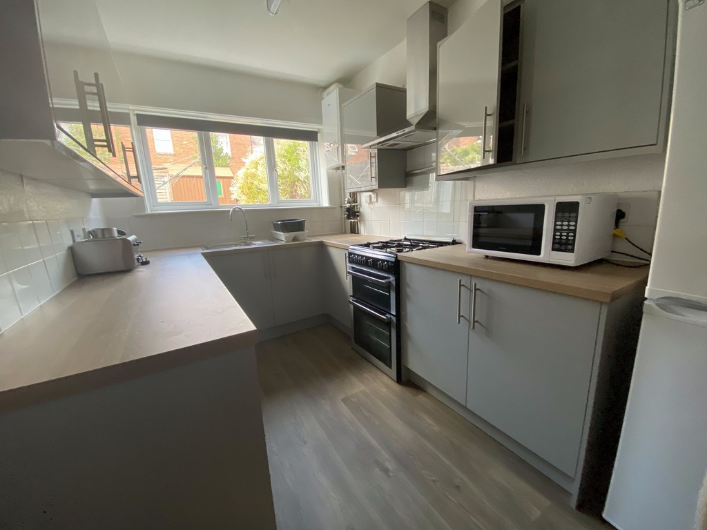 5 bed terraced house to rent in Pinhoe Road, Exeter  - Property Image 1