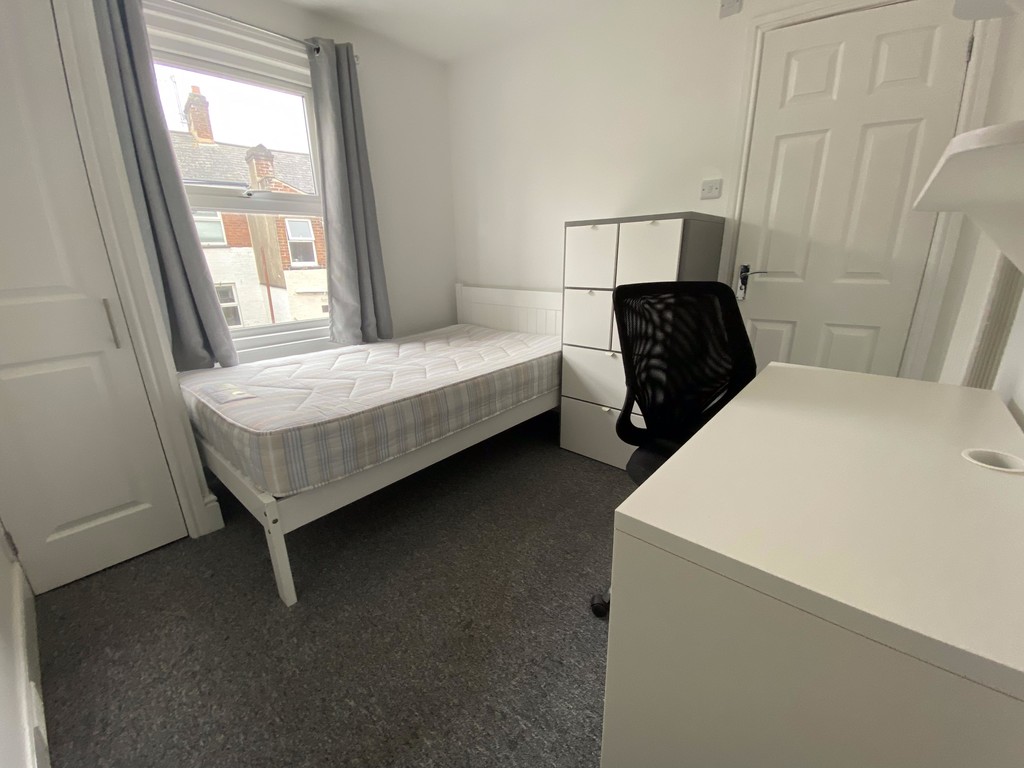 2 bed terraced house to rent in Rosewood Terrace, Exeter 4