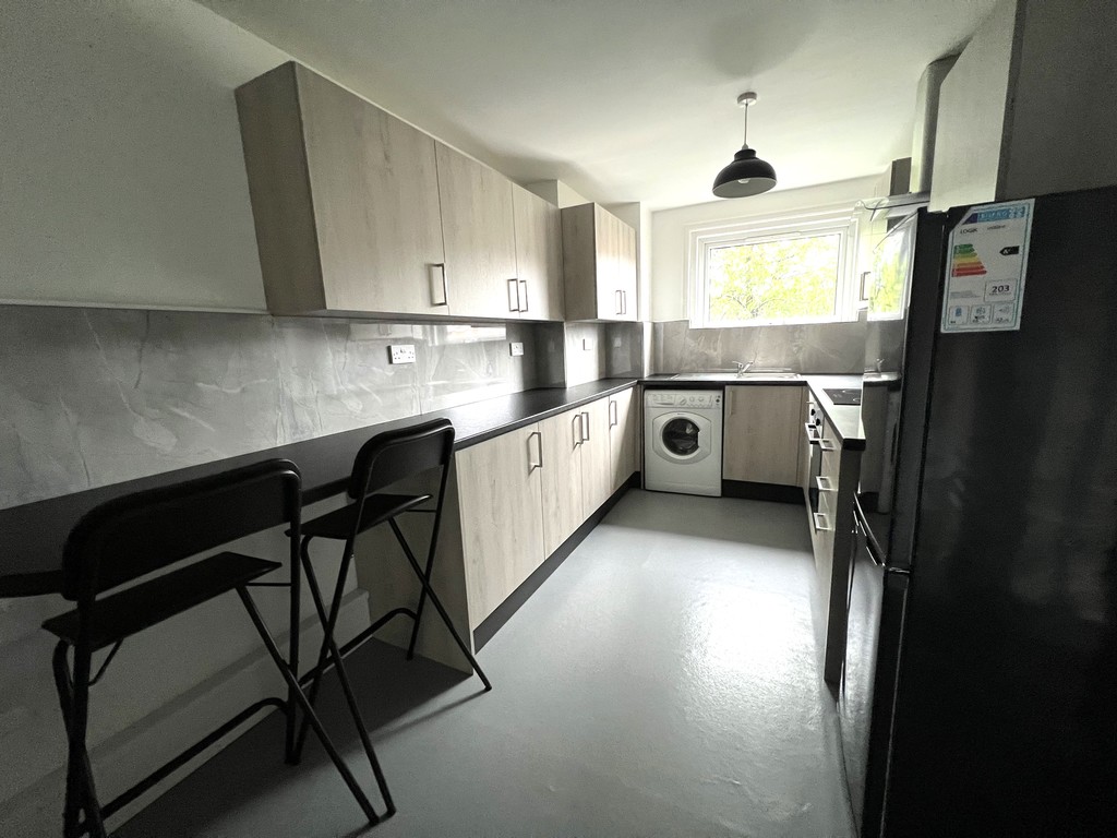 2 bed apartment to rent in Longbrook Street, Exeter  - Property Image 3