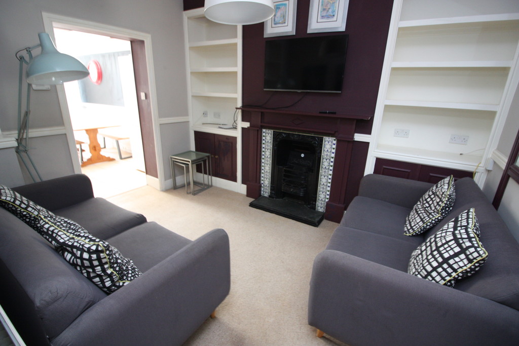 6 bed end of terrace house to rent in Victoria Street, Exeter, EX4
