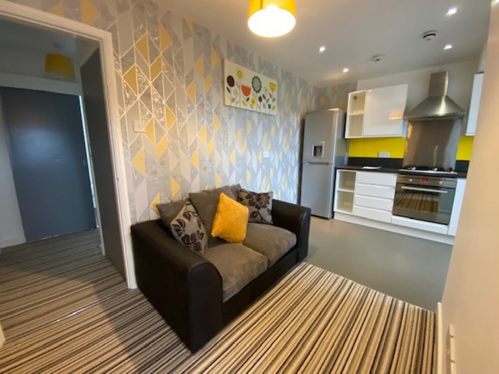 2 bed apartment to rent in Longbrook Street, Exeter  - Property Image 4