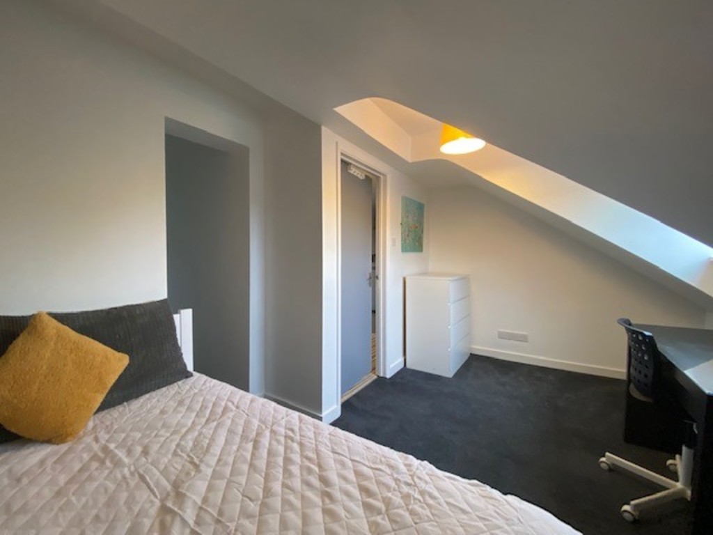 2 bed apartment to rent in Longbrook Street, Exeter  - Property Image 9
