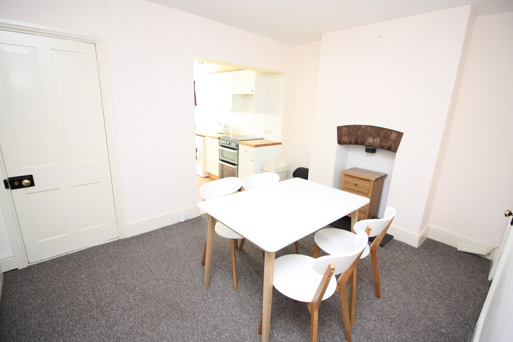 2 bed terraced house to rent in Rosewood Terrace, Exeter 1