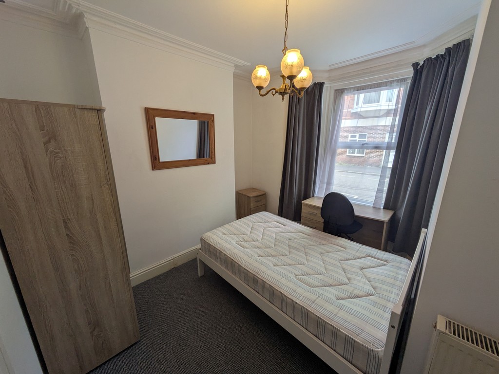 1 bed terraced house to rent in King Edward Street, Exeter 5