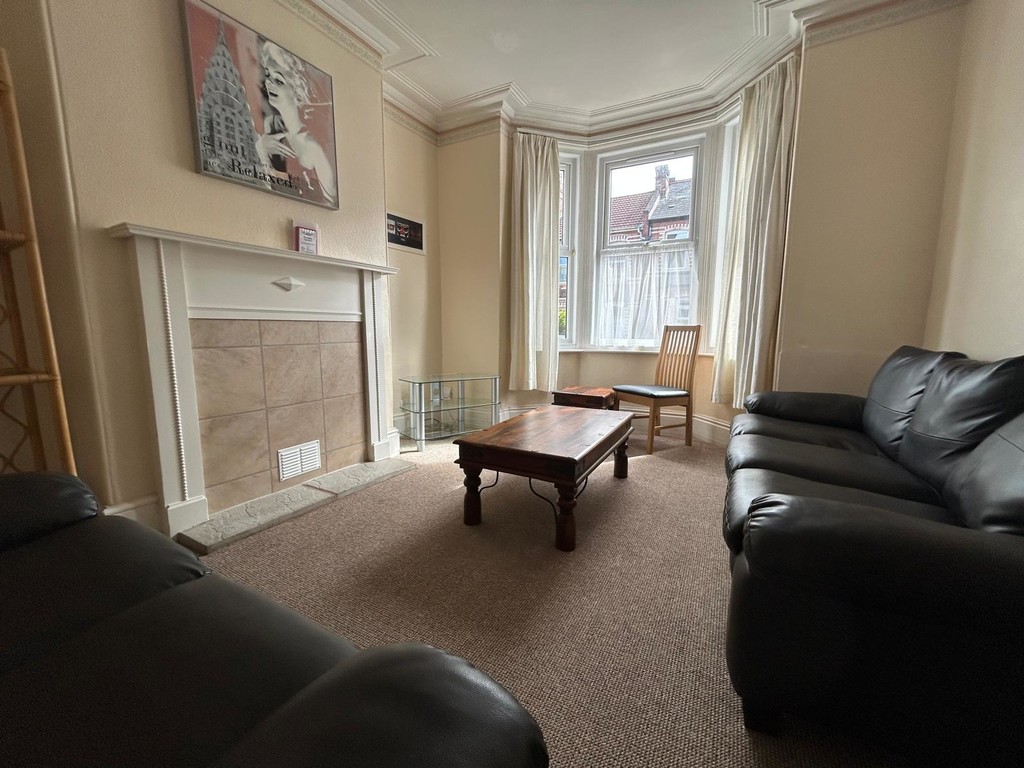 4 bed terraced house to rent in St Annes Road, Exeter, EX1  - Property Image 5