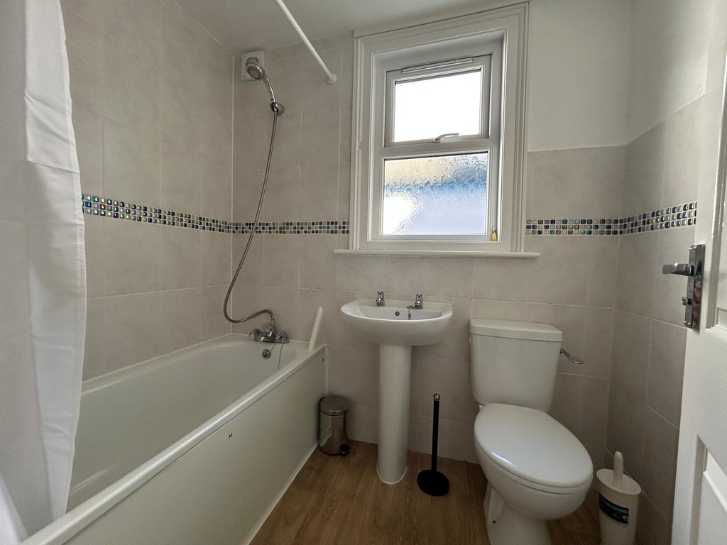 4 bed terraced house to rent in St Annes Road, Exeter, EX1  - Property Image 11