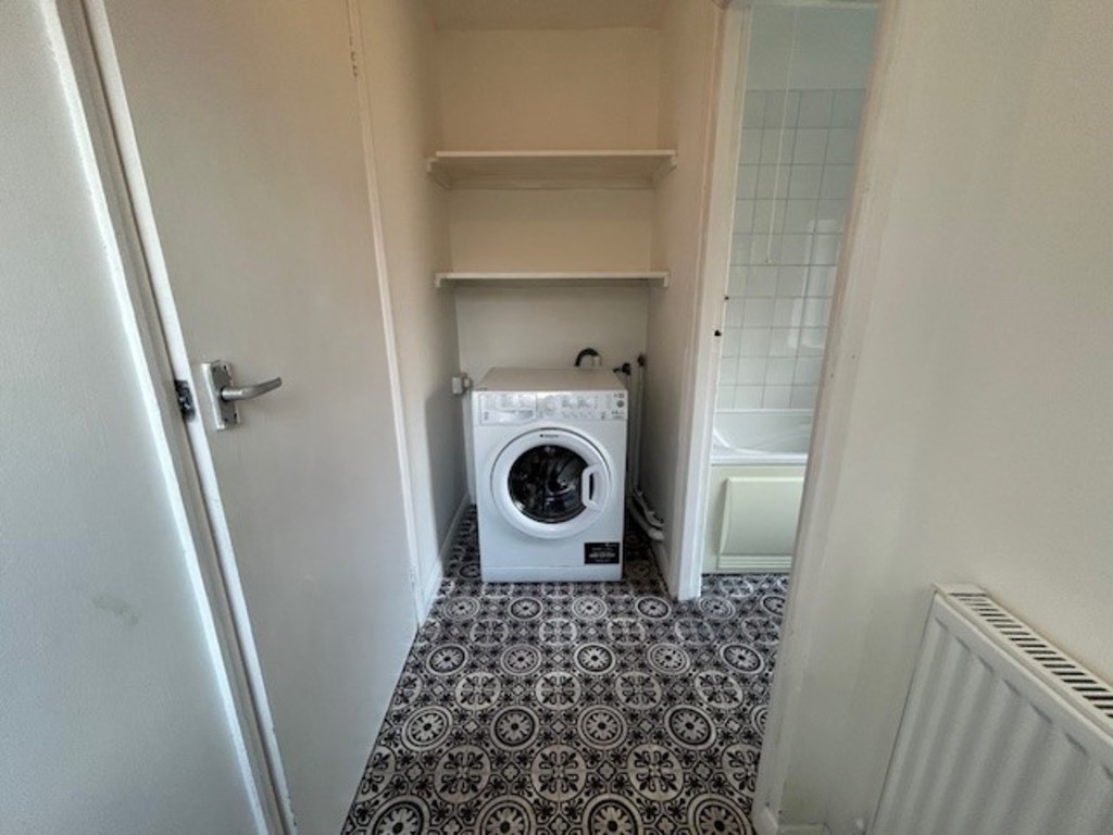 2 bed apartment to rent in St Johns Road, Exeter 6