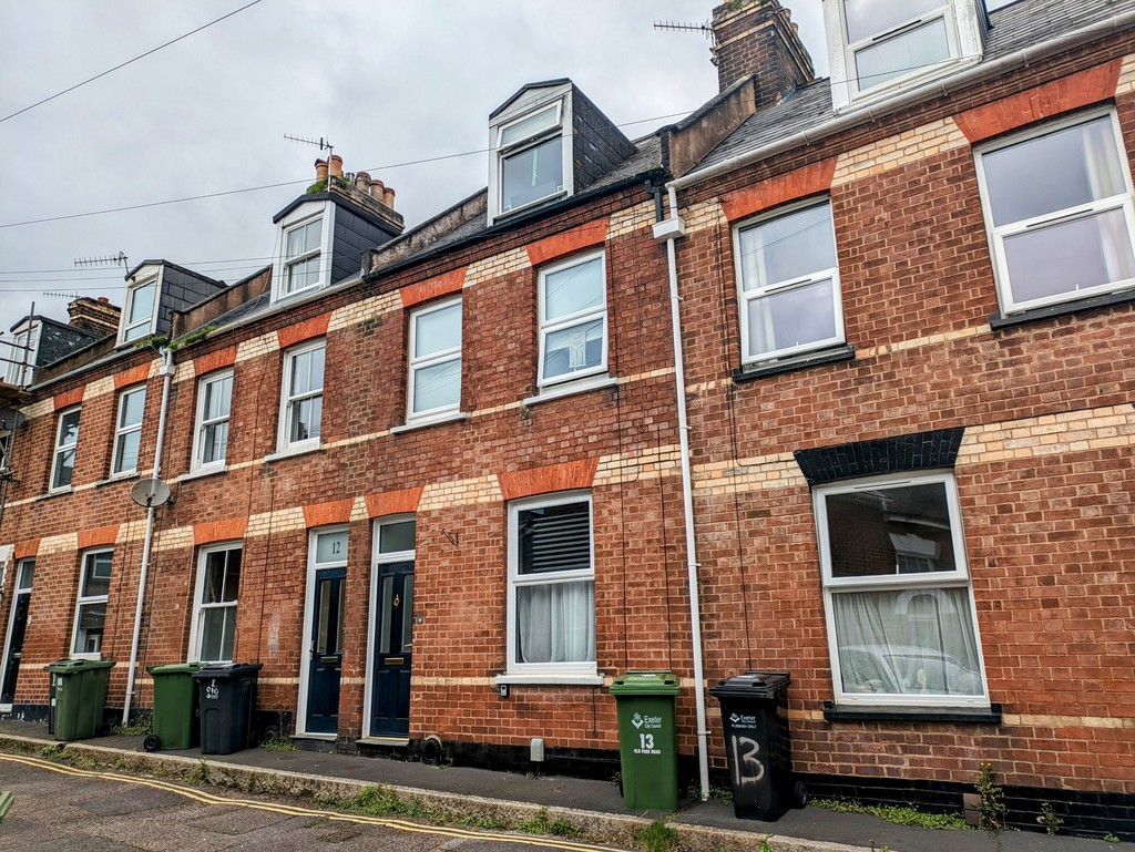4 bed terraced house to rent in Old Park Road, Exeter