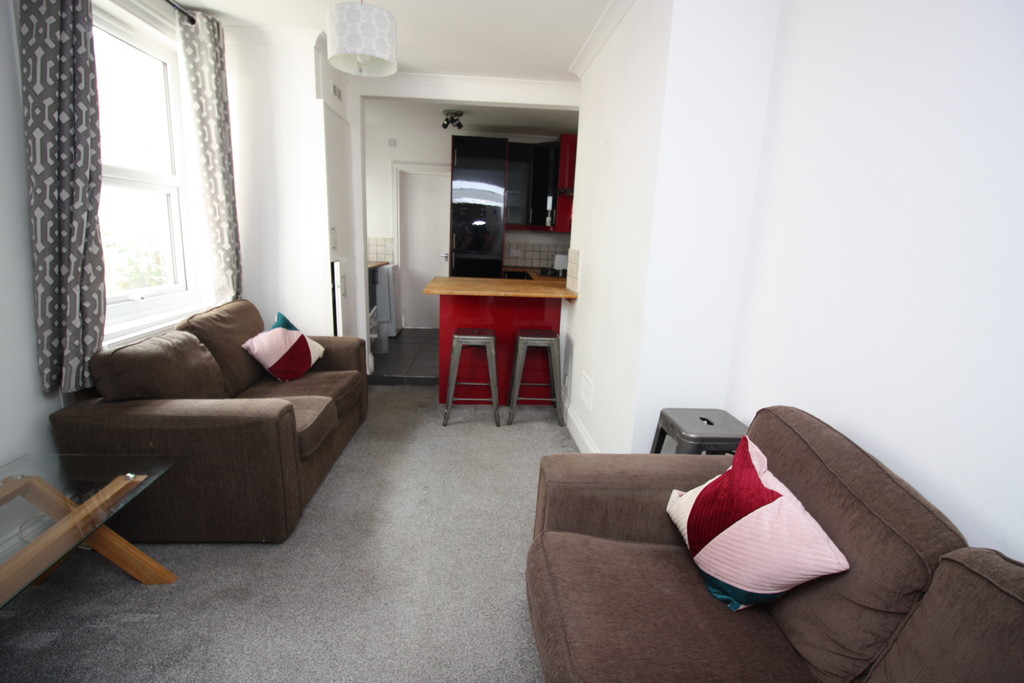 2 bed apartment to rent in Leighton Terrace, Exeter