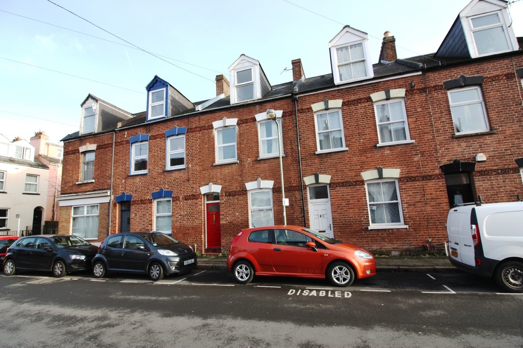 5 bed terraced house to rent in Well Street