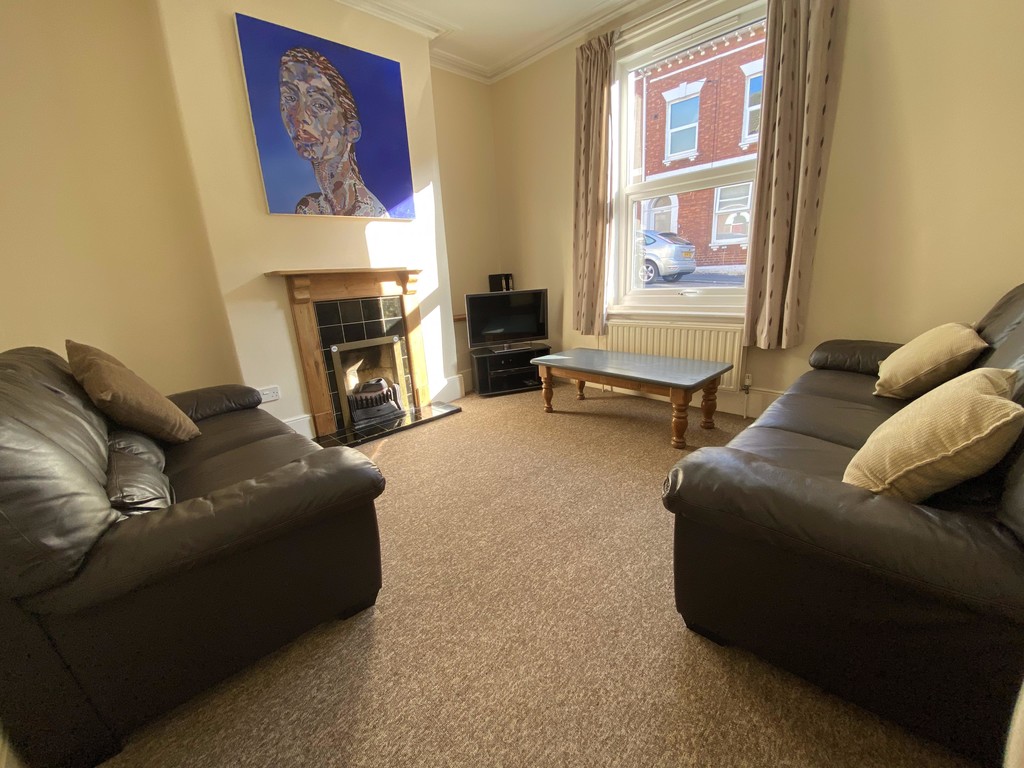 6 bed terraced house to rent in Victoria Street, Exeter