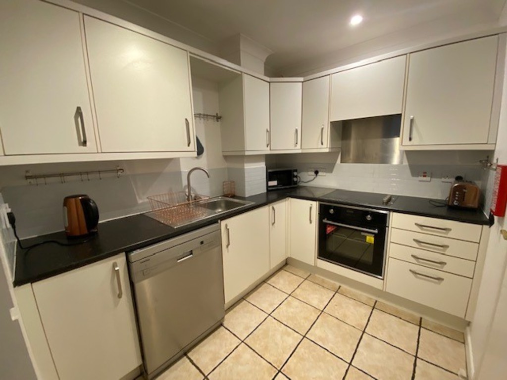 5 bed terraced house to rent in Argyll Mews, Exeter  - Property Image 3