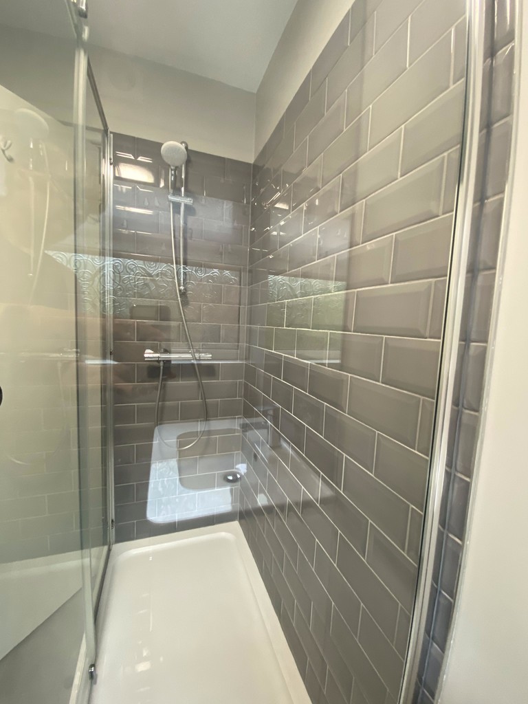 2 bed flat to rent in Mowbray Avenue, Exeter 7