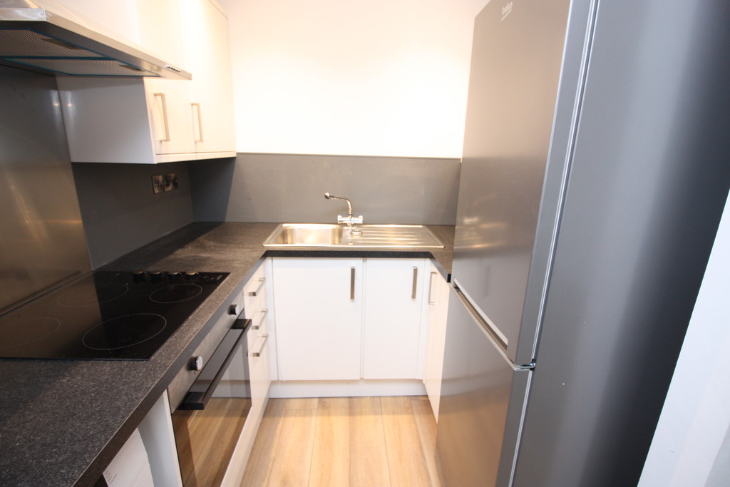 2 bed apartment to rent in Mount Pleasant Road Ground Floor Flat, Exeter 2