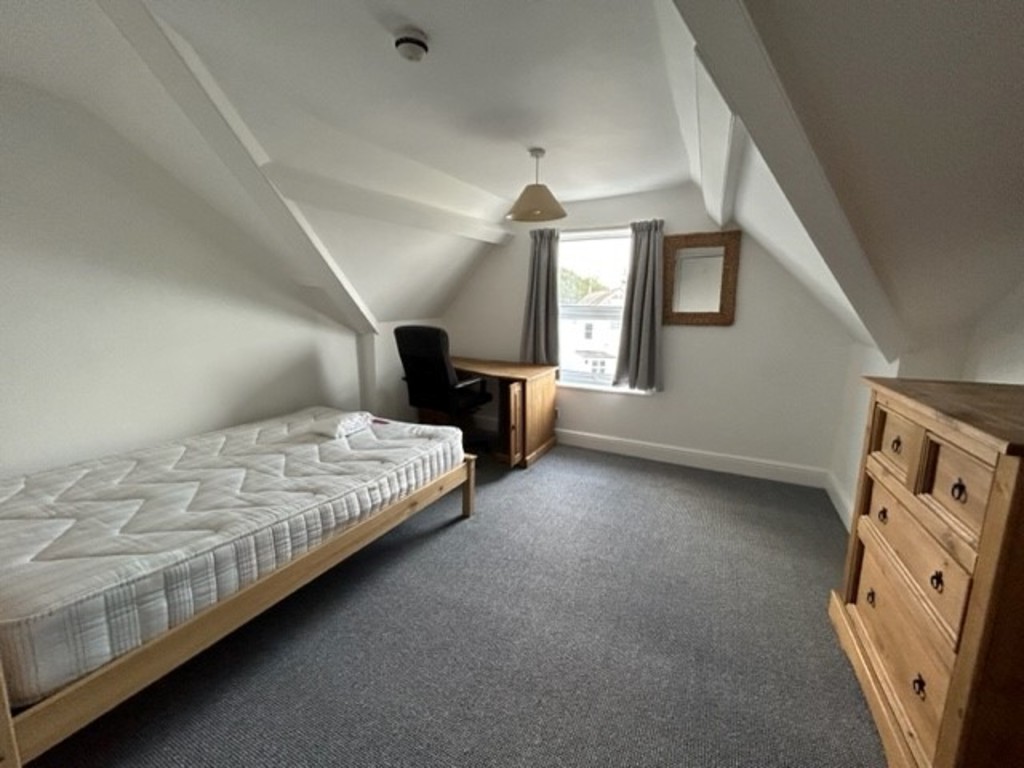 7 bed end of terrace house to rent in New North Road, Exeter 18